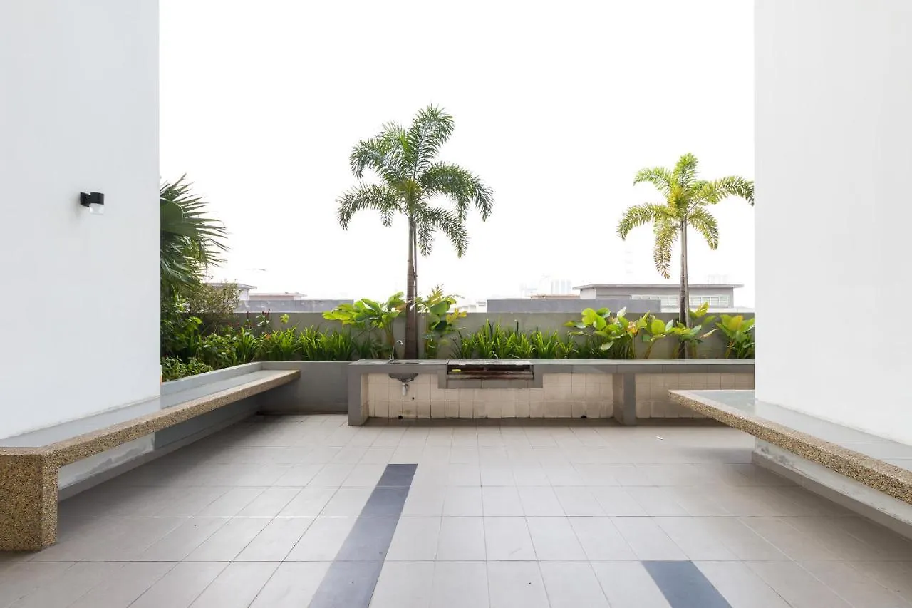 Aparthotel Boulevard Service Apartment Kl By Airhost Kuala Lumpur